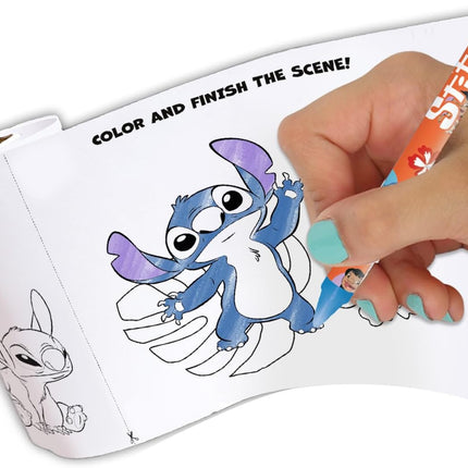 Set Creativo Stitch con Funda de Personaje, Kit de Colorear y Stickers para Niños, Incluye Crayones, Sellos y Actividades Portátil con Asa Regalo Infantil