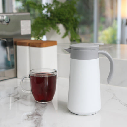 Jarra Térmica de Doble Pared de Acero Inoxidable, 800 ml con Asa y Tapa de Polipropileno, Conserva Bebidas Calientes o Frías por Más Tiempo, Ideal para Café, Té y Oficina