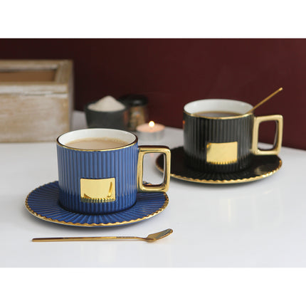 Taza para té Storyland con plato y cuchara 260 ml Storyland HM-093