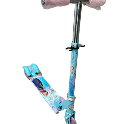 Scooter 3 Ruedas con Luz LED  T364125 Storyland