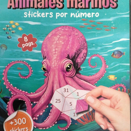 LIBRO ACTIVIDADES 21X28CM ANIMALES EXTREMOS CON STICKERS 8PAG ANIMALES MARINOS