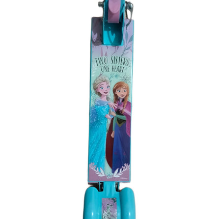 Scooter 3 Ruedas con Luz LED  T364125 Storyland