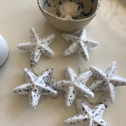 Pack de 30 Esferas Estrellas y Botas de Unicel para Adorno de Pino – Decoración Navideña Ligera 🎄✨