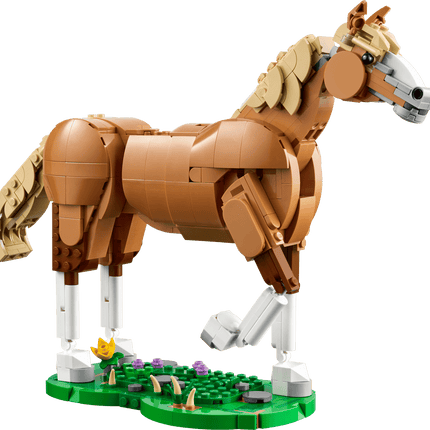 Bloque Caballo Noble 3 en 1 de 685 piezas