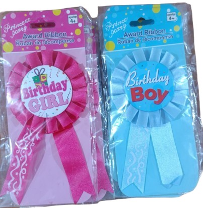 set de 4 Pin Happy Birthday Colorido – Detalle Divertido para Festejar