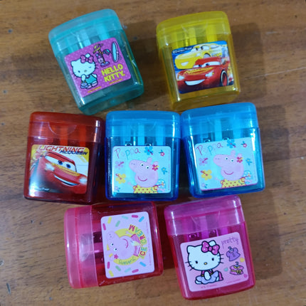 Pack de 12 sacapuntas colores y Modelos surtidos