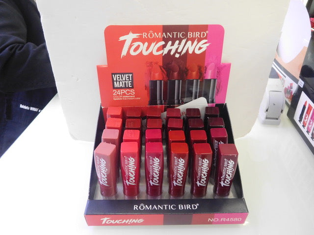Lipstick Labios 8